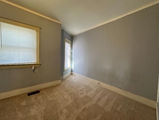 1209 Jefferson Avenue, Kalamazoo, MI 49006