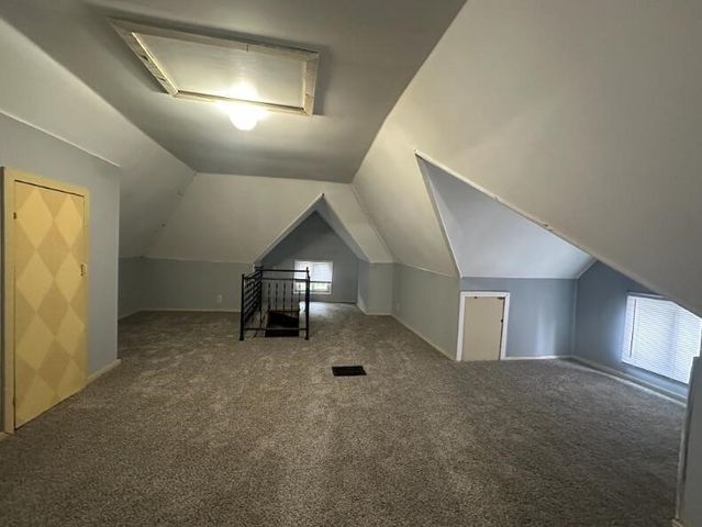 1209 Jefferson Avenue, Kalamazoo, MI 49006