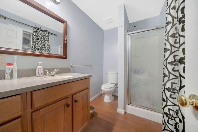 417 Mcgee Ave, Jackson, CA 95642