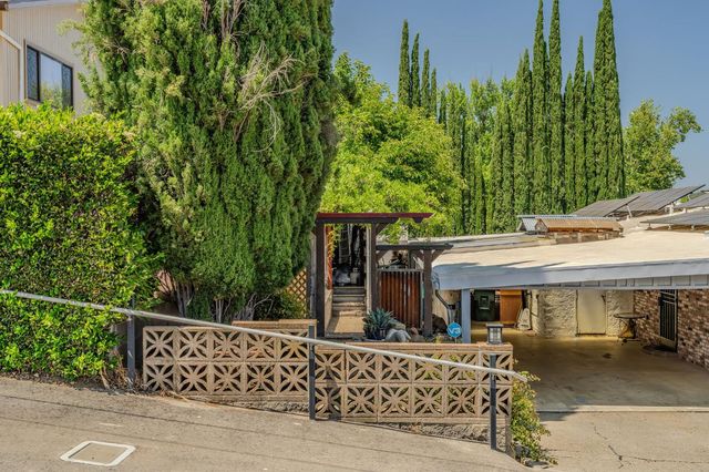 417 Mcgee Ave, Jackson, CA 95642
