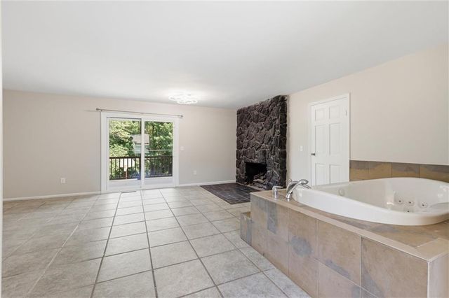 10531 Wedd Street, Overland Park, KS 66212