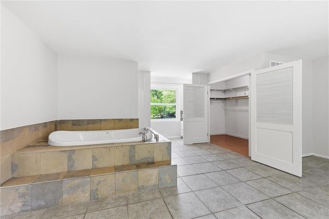 10531 Wedd Street, Overland Park, KS 66212
