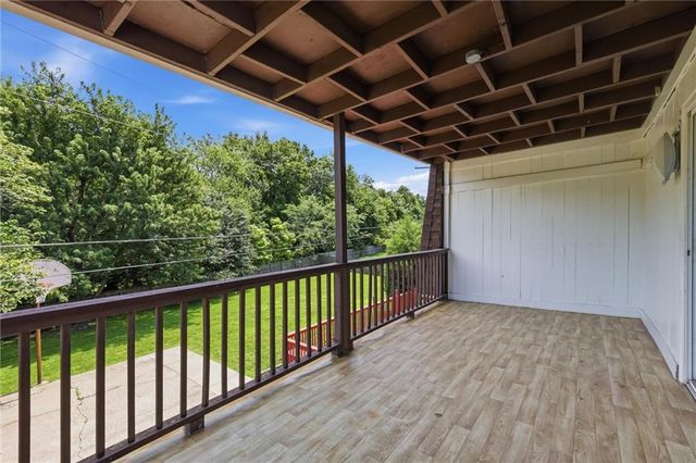 10531 Wedd Street, Overland Park, KS 66212