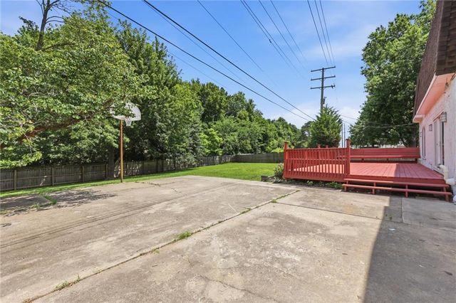 10531 Wedd Street, Overland Park, KS 66212