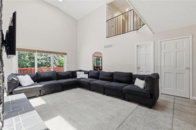 10531 Wedd Street, Overland Park, KS 66212