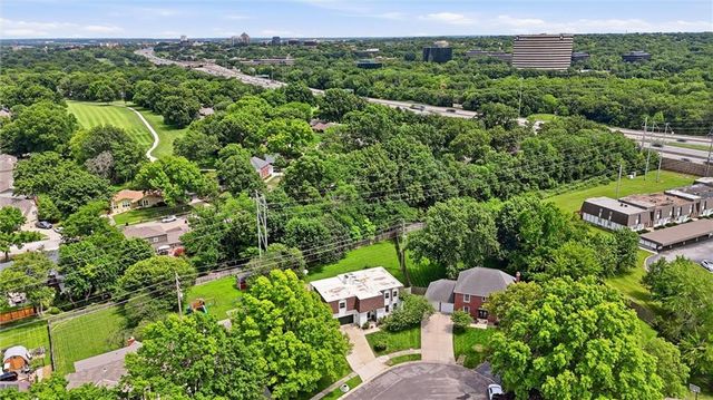 10531 Wedd Street, Overland Park, KS 66212