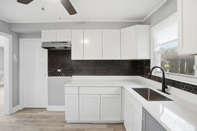 245 Blackhawk Drive, Park Forest, IL 60466