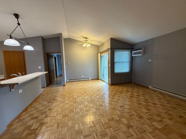 1351 Cunat Court 3B, Lake In The Hills, IL 60156