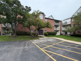 1351 Cunat Court 3B, Lake In The Hills, IL 60156