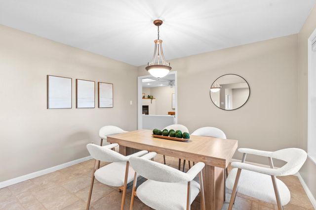 6919 Los Olivos Way, Carmichael, CA 95608