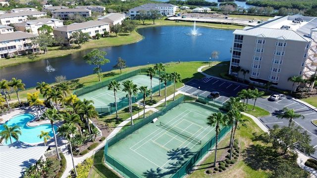 10002 KEY HAVEN ROAD 204, Seminole, FL 33777