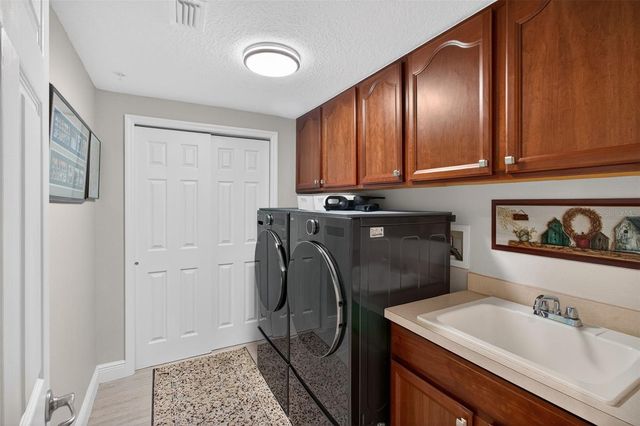 10002 KEY HAVEN ROAD 204, Seminole, FL 33777