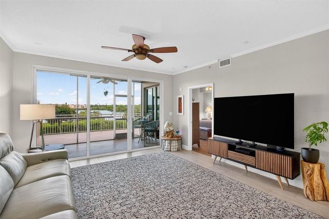 10002 KEY HAVEN ROAD 204, Seminole, FL 33777