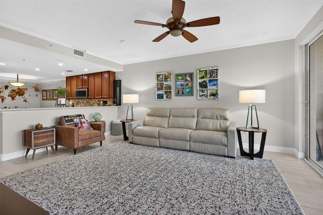 10002 KEY HAVEN ROAD 204, Seminole, FL 33777