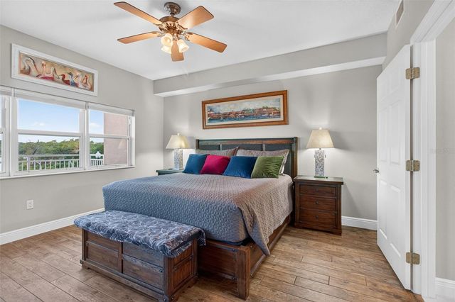10002 KEY HAVEN ROAD 204, Seminole, FL 33777