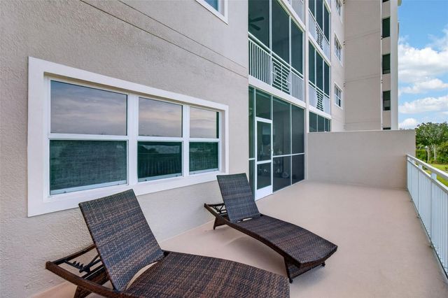 10002 KEY HAVEN ROAD 204, Seminole, FL 33777