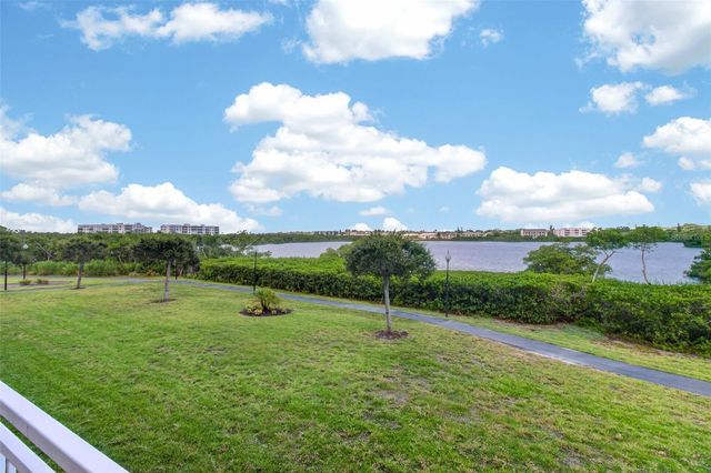 10002 KEY HAVEN ROAD 204, Seminole, FL 33777