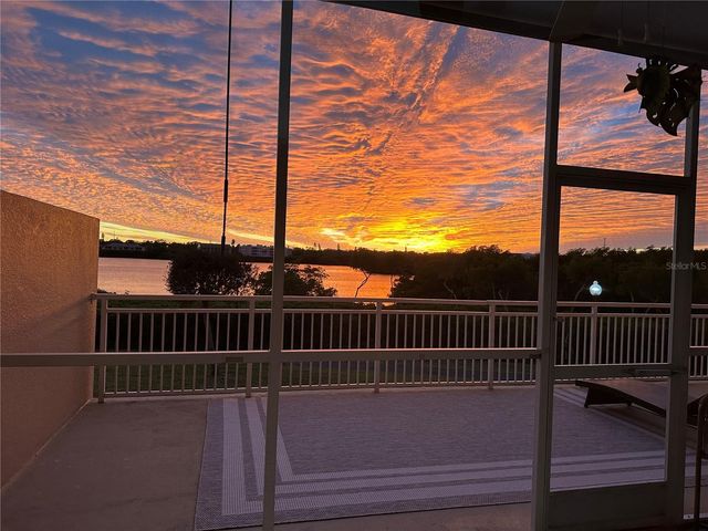 10002 KEY HAVEN ROAD 204, Seminole, FL 33777