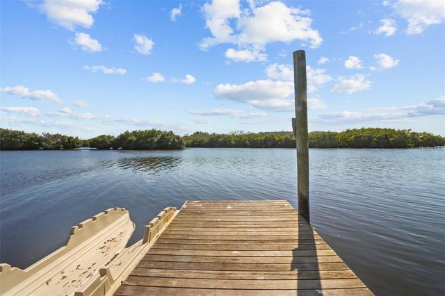 10002 KEY HAVEN ROAD 204, Seminole, FL 33777