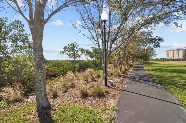 10002 KEY HAVEN ROAD 204, Seminole, FL 33777