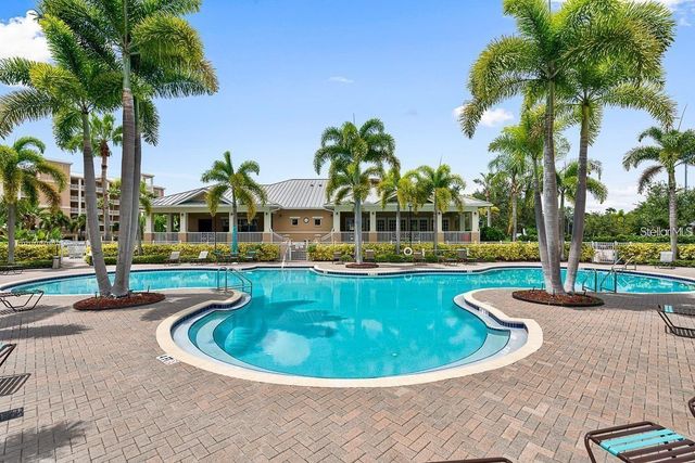 10002 KEY HAVEN ROAD 204, Seminole, FL 33777