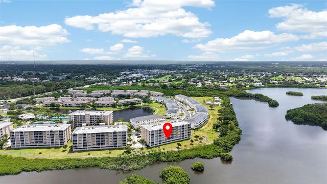 10002 KEY HAVEN ROAD 204, Seminole, FL 33777