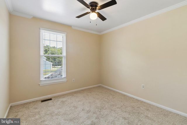 820 CHATSWORTH DR, Accokeek, MD 20607