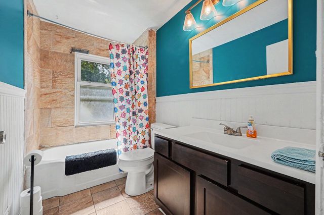 3346 Dean Lake Avenue Ne, Grand Rapids Twp, MI 49525
