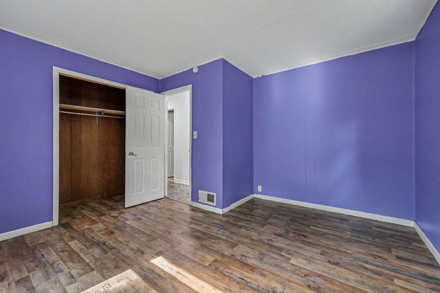 3346 Dean Lake Avenue Ne, Grand Rapids Twp, MI 49525