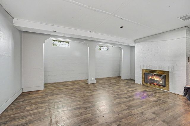 3346 Dean Lake Avenue Ne, Grand Rapids Twp, MI 49525