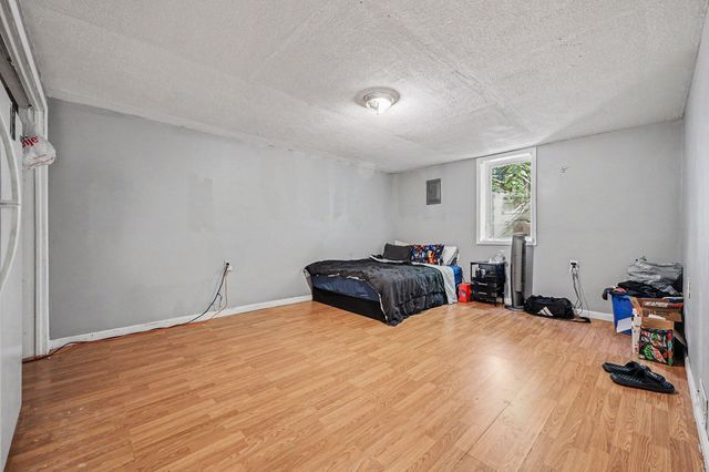 3346 Dean Lake Avenue Ne, Grand Rapids Twp, MI 49525