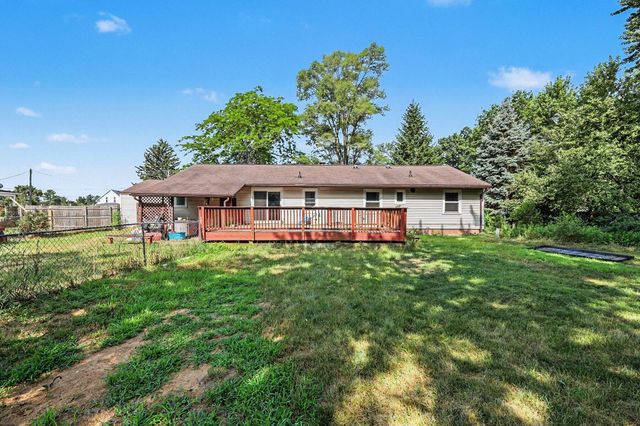 3346 Dean Lake Avenue Ne, Grand Rapids Twp, MI 49525