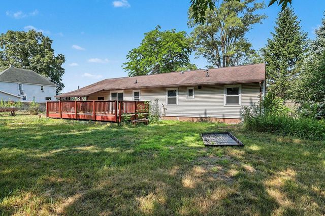 3346 Dean Lake Avenue Ne, Grand Rapids Twp, MI 49525
