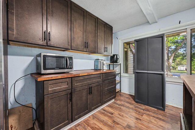 3346 Dean Lake Avenue Ne, Grand Rapids Twp, MI 49525