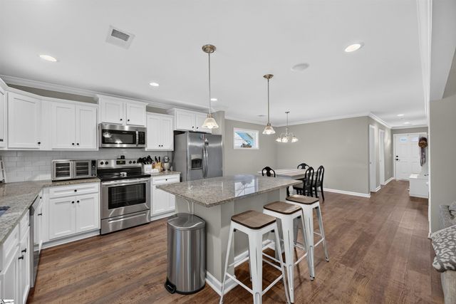 230 Icebow Road, Fountain Inn, SC 29644
