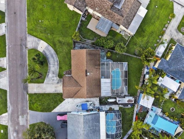 211 89TH AVENUE N, St Petersburg, FL 33702