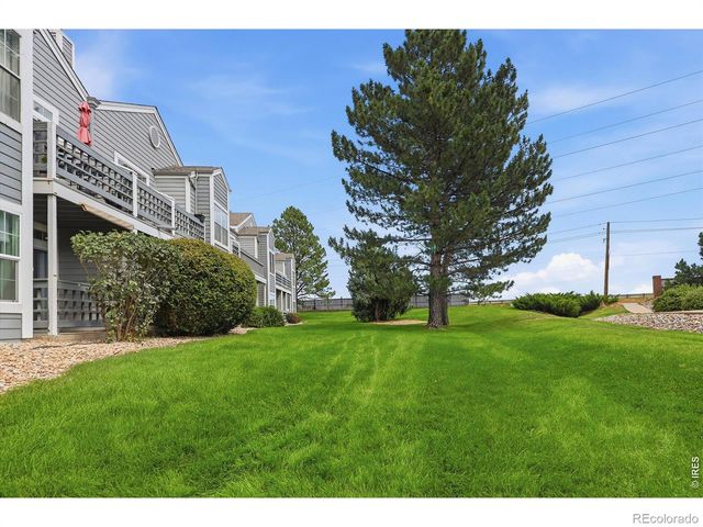 7453 Singing Hills Drive E105, Boulder, CO 80301
