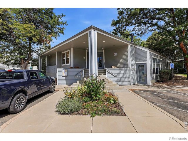 7453 Singing Hills Drive E105, Boulder, CO 80301