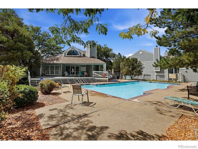 7453 Singing Hills Drive E105, Boulder, CO 80301