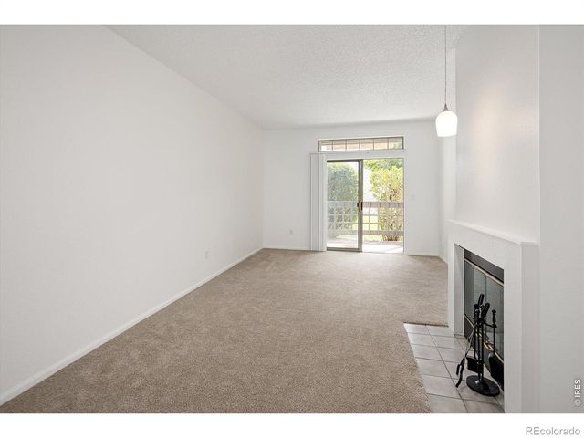 7453 Singing Hills Drive E105, Boulder, CO 80301
