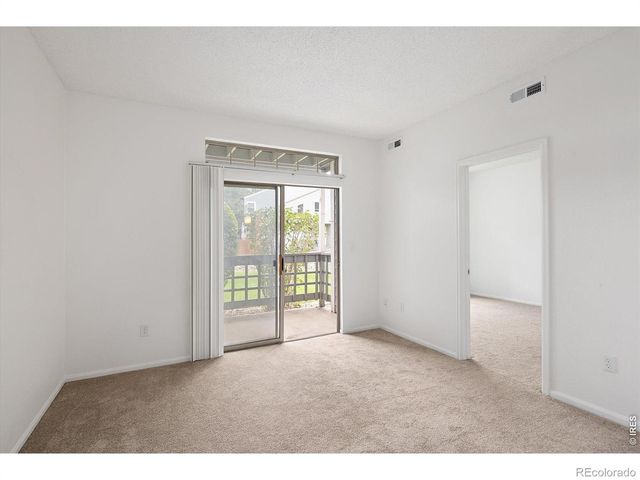 7453 Singing Hills Drive E105, Boulder, CO 80301