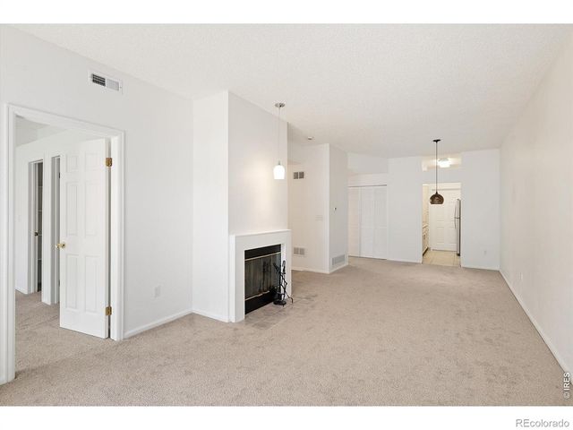 7453 Singing Hills Drive E105, Boulder, CO 80301