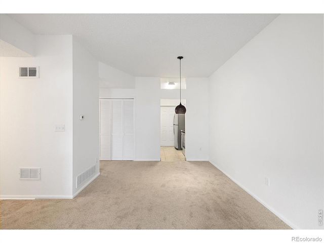 7453 Singing Hills Drive E105, Boulder, CO 80301