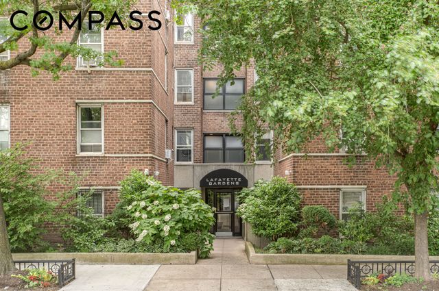 340 Haven Ave Apt 2H, New York City, NY 10033