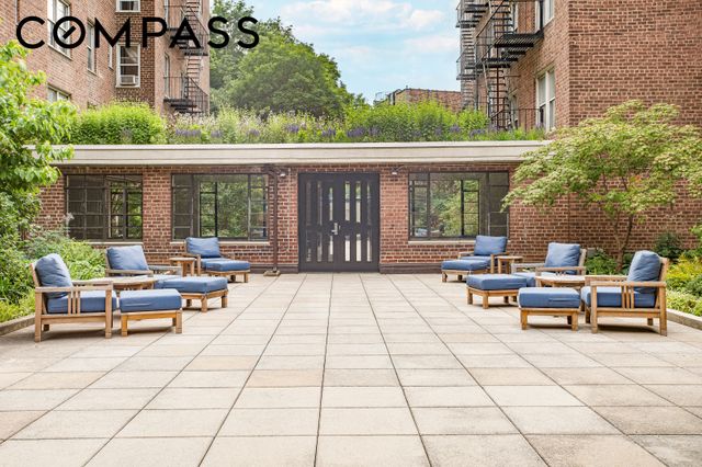 340 Haven Ave Apt 2H, New York City, NY 10033