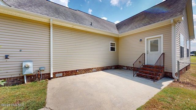 3912 Fred Jones Road, La Grange, NC 28551