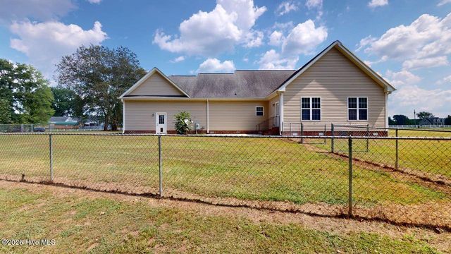 3912 Fred Jones Road, La Grange, NC 28551