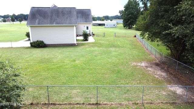 3912 Fred Jones Road, La Grange, NC 28551