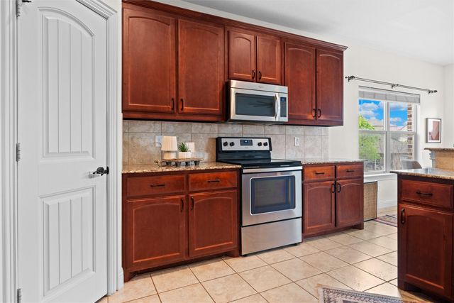 2322 Trace Ridge Drive, Weatherford, TX 76087