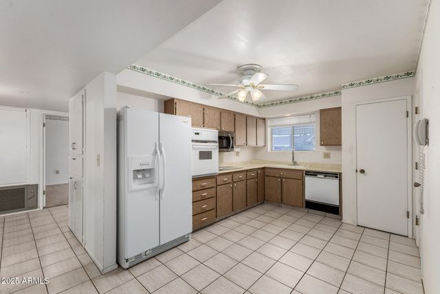 10403 W FLORIADE Drive, Sun City, AZ 85351